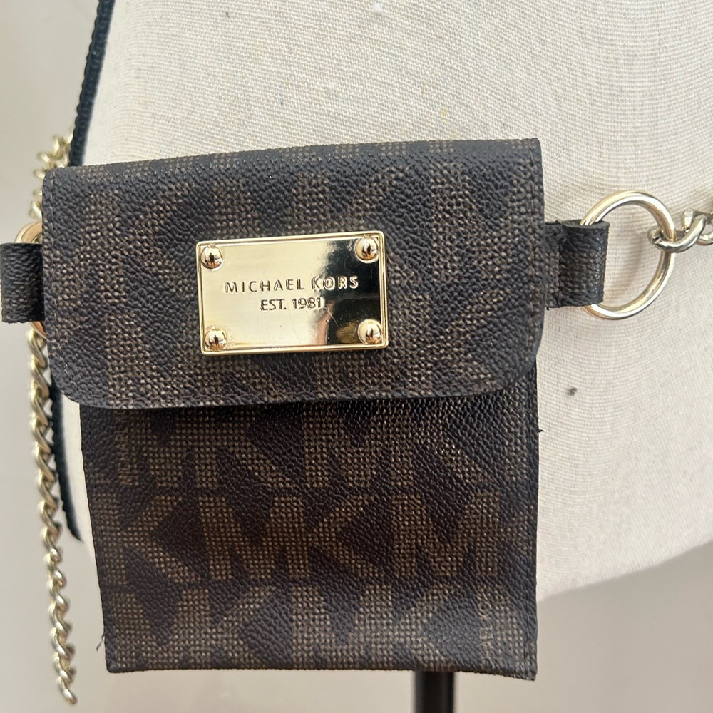 Pattern Print Chain Link Waist Bag - image 7